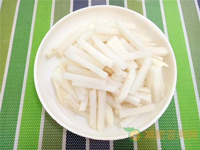 白萝卜减肥食谱：轻松瘦身，健康美丽！-第2张图片-减肥咨询网