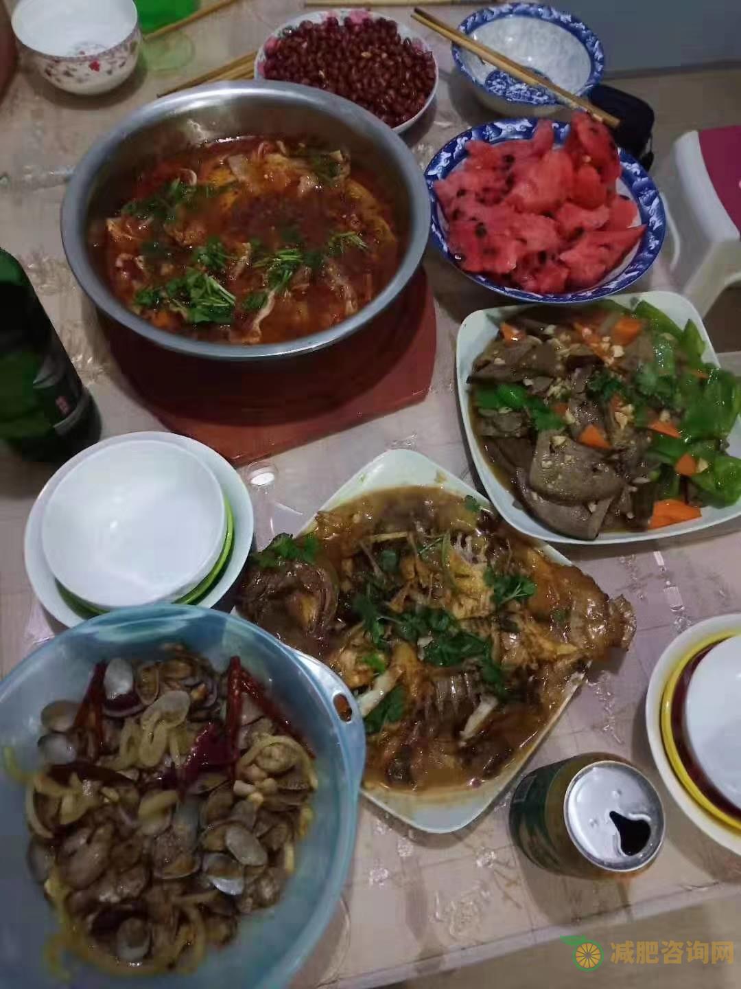 减肥食谱怎么搭配,吃得全面是关键-第1张图片-减肥咨询网 减肥食谱怎么搭配,吃得全面是关键-第1张图片-减肥咨询网