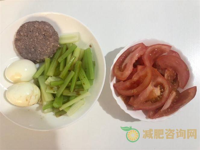 西红柿能当减肥餐吃吗-第1张图片-减肥咨询网