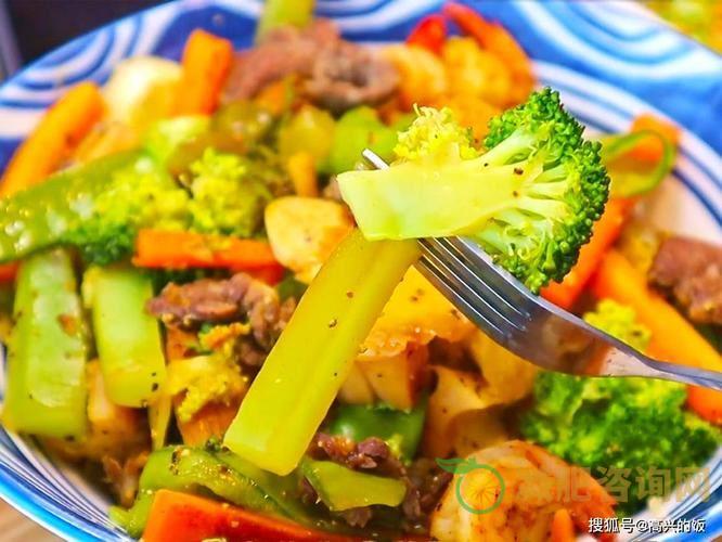 揭秘明星减肥餐，看看他们都吃了什么-第1张图片-减肥咨询网