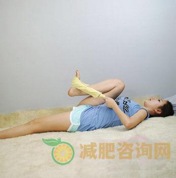 居家毛巾减肥操 轻松收腹瘦腿瘦手臂-第1张图片-减肥咨询网