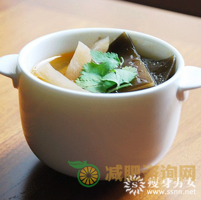 夏日减肥食谱推荐 吃着吃着就瘦了-第3张图片-减肥咨询网 夏日减肥食谱推荐 吃着吃着就瘦了-第3张图片-减肥咨询网