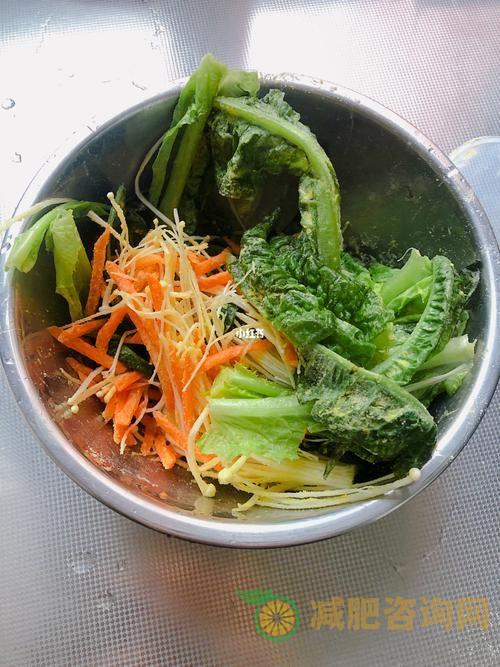 胡萝卜鸡蛋减肥餐-第3张图片-减肥咨询网