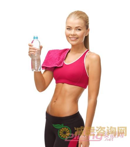 小S产后瘦身7大心得 丰胸美腿一网打尽-第1张图片-减肥咨询网