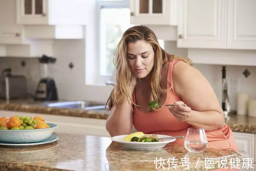 孙悦产后减肥秘诀:合理饮食+增加运动量-第5张图片-减肥咨询网 孙悦产后减肥秘诀:合理饮食+增加运动量-第5张图片-减肥咨询网