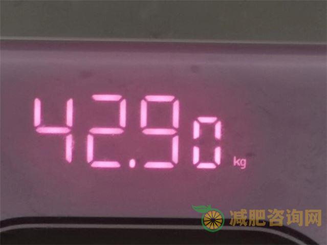 经期减肥：快速还是缓慢？-第1张图片-减肥咨询网