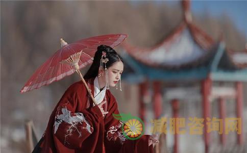 夏季排汗减肥 减肥操帮你瘦-第1张图片-减肥咨询网 夏季排汗减肥 减肥操帮你瘦-第1张图片-减肥咨询网