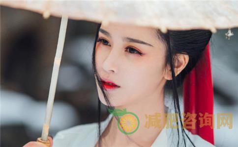 萧亚轩春季减肥食谱,赶紧学习一波-第1张图片-减肥咨询网 萧亚轩春季减肥食谱,赶紧学习一波-第1张图片-减肥咨询网