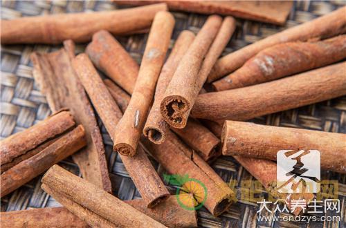 四款香蕉减肥食谱排毒又瘦身-第1张图片-减肥咨询网