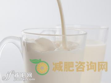 明星的减肥食谱 牛奶减肥法-第3张图片-减肥咨询网 明星的减肥食谱 牛奶减肥法-第3张图片-减肥咨询网