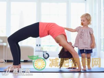产后怎么减肚子?这几招还你平坦小腹-第2张图片-减肥咨询网 产后怎么减肚子?这几招还你平坦小腹-第2张图片-减肥咨询网