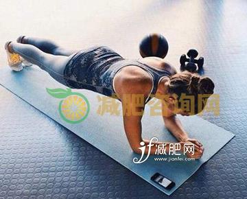 拉伸背部肌肉