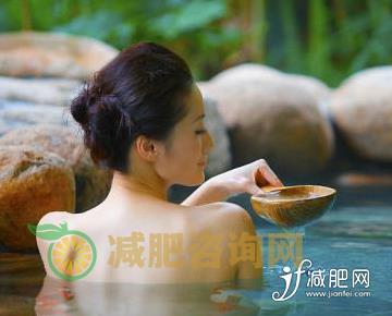 温泉不但能减肥还能美肤
