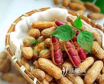 花生富含维生素E和脂肪能促使卵巢发育和完善