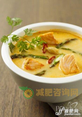 清晨紧急瘦脸操 一分钟变小V脸