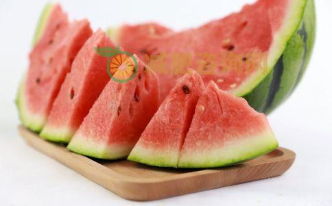 夏季减肥的最佳食物 夏季减肥的水果和蔬菜 夏季减肥多喝哪些汤 