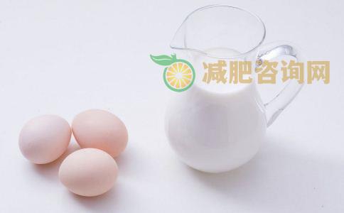 牛奶减肥 牛奶如何减肥 喝牛奶减肥吗 如何正确的喝牛奶
