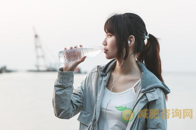 
	晚上睡前吃苹果有什么好处,晚上睡前吃苹果有助于减肥吗
-第3张图片-减肥咨询网