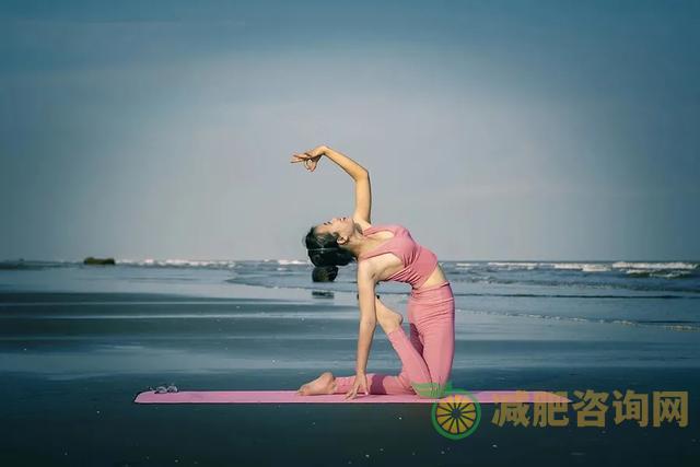 
	晚上跳绳能减肥吗,每天跳绳多少下能减肥
-第1张图片-减肥咨询网