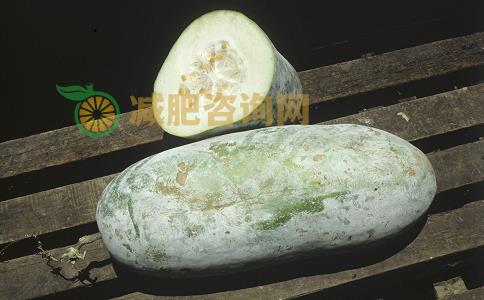 可以减肥的食物有哪些 哪些食物减肥效果好 夏季穿什么显瘦