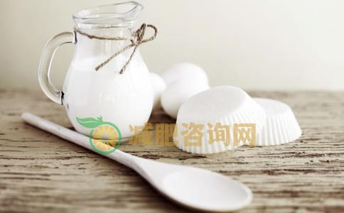 酸奶什么时候喝最减肥 酸奶减肥吃法有哪些 喝酸奶可以减肥吗