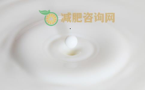 喝酸奶能减肥吗 酸奶怎么喝可以减肥 哪些酸奶不能减肥