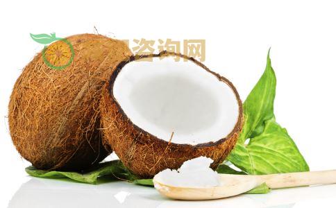 喝椰子油可以减肥吗 减肥期间可以喝什么油 喝什么油不会长胖