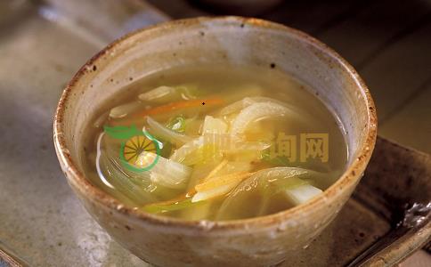 冬季吃什么排毒减肥 冬季减肥吃什么好 哪些食物排毒减肥效果好