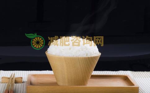 米饭的热量有多高 米饭怎么吃可以减肥 减肥期间可以吃米饭吗
