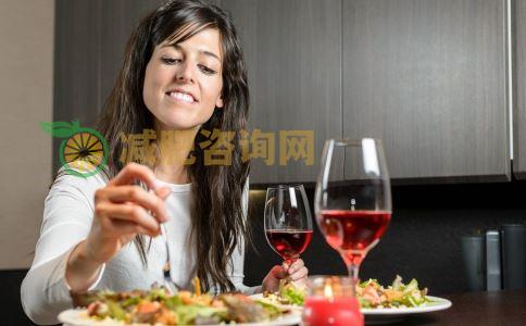 饭后减肥的禁忌有哪些 饭后怎么做可以减肥 饭后做什么运动会肥胖