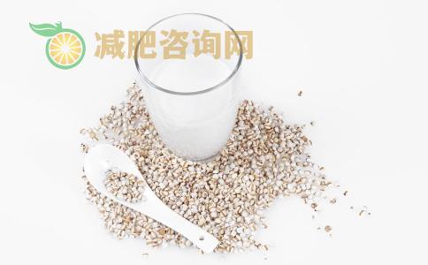 减肥吃什么食物好 哪些食物排毒减肥效果好 排毒减肥效果好的食物有哪些