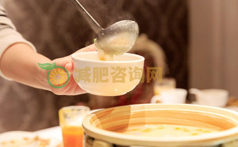 哪些食物吃了容易长胖 容易长胖的美食有哪些 吃哪些食物容易长胖