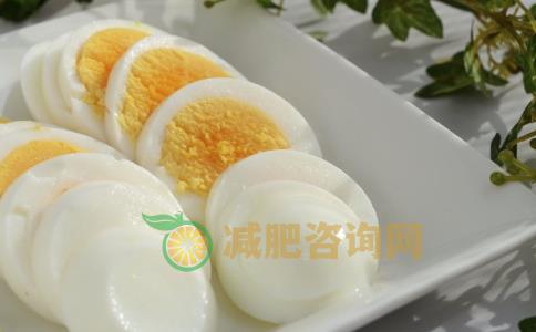夏季最适合懒人减肥的方法有哪些 夏季懒人要如何减肥 懒人减肥的秘诀