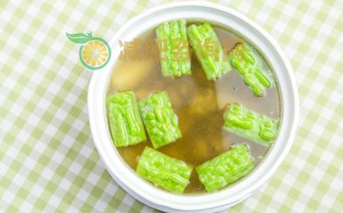 夏季怎么减肥效果最好 夏季吃什么食物可以减肥 苦味食物有哪些