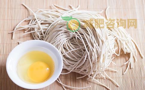 早餐吃什么可以减肥 早餐减肥食谱有哪些 早餐怎么吃减肥呢