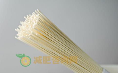 晚餐吃面条可以减肥吗 晚餐减肥食谱有哪些 晚餐怎么吃可以减肥