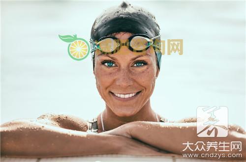真皮斑和黄褐斑的区别是什么 