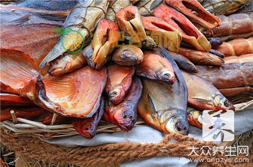 口腔溃疡可以吃鱼吗