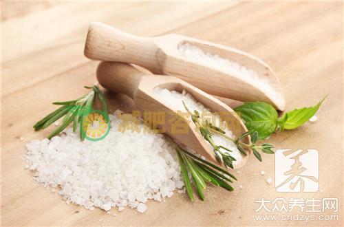 粗盐热敷可以治盆腔炎吗？