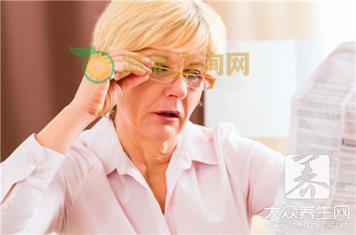 白内障有什么症状表现？
