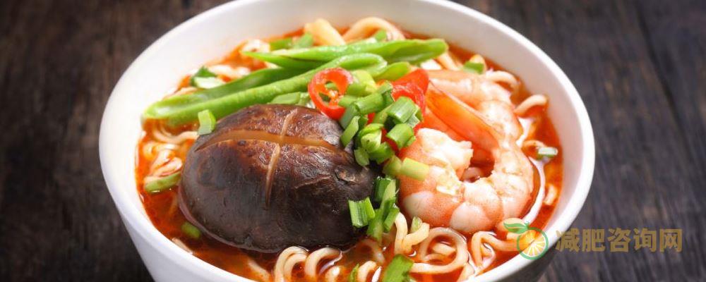 早餐吃错食物胖得快 不想胖的看过来 早餐吃什么容易胖 哪些食物吃了容易胖 容易发胖的食物有哪些