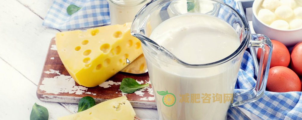 晚上牛奶喝会胖吗 一杯牛奶的热量是多少
