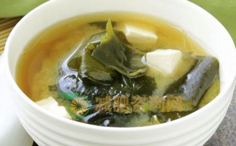 减肥蔬菜汤的做法 减肥蔬菜汤食谱 减肥蔬菜汤有哪些