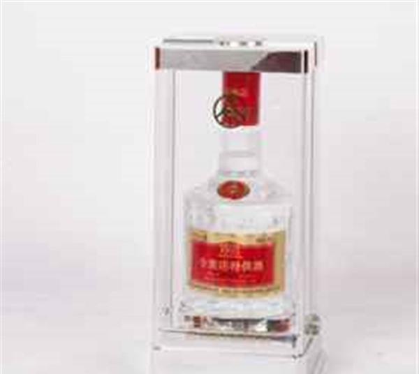 白酒和啤酒哪个容易发胖 白酒酒精及热量高更易胖