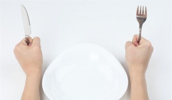 断食减肥减的是水吗 断食减肥第几天开始消耗脂肪